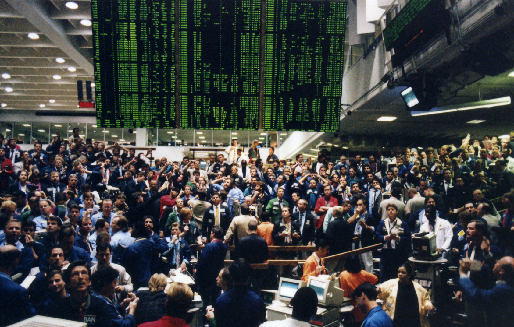 35 Years of S&P 500 Index Options Trading at Cboe | The World